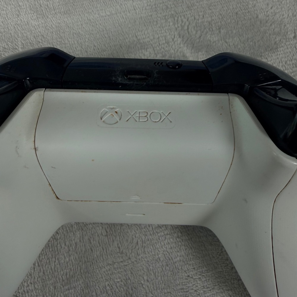 Video Game Lot Xbox One Controllers Mad Catz GameCube Wii PS2 Xbox 360 Games UMD - Picture 7 of 17